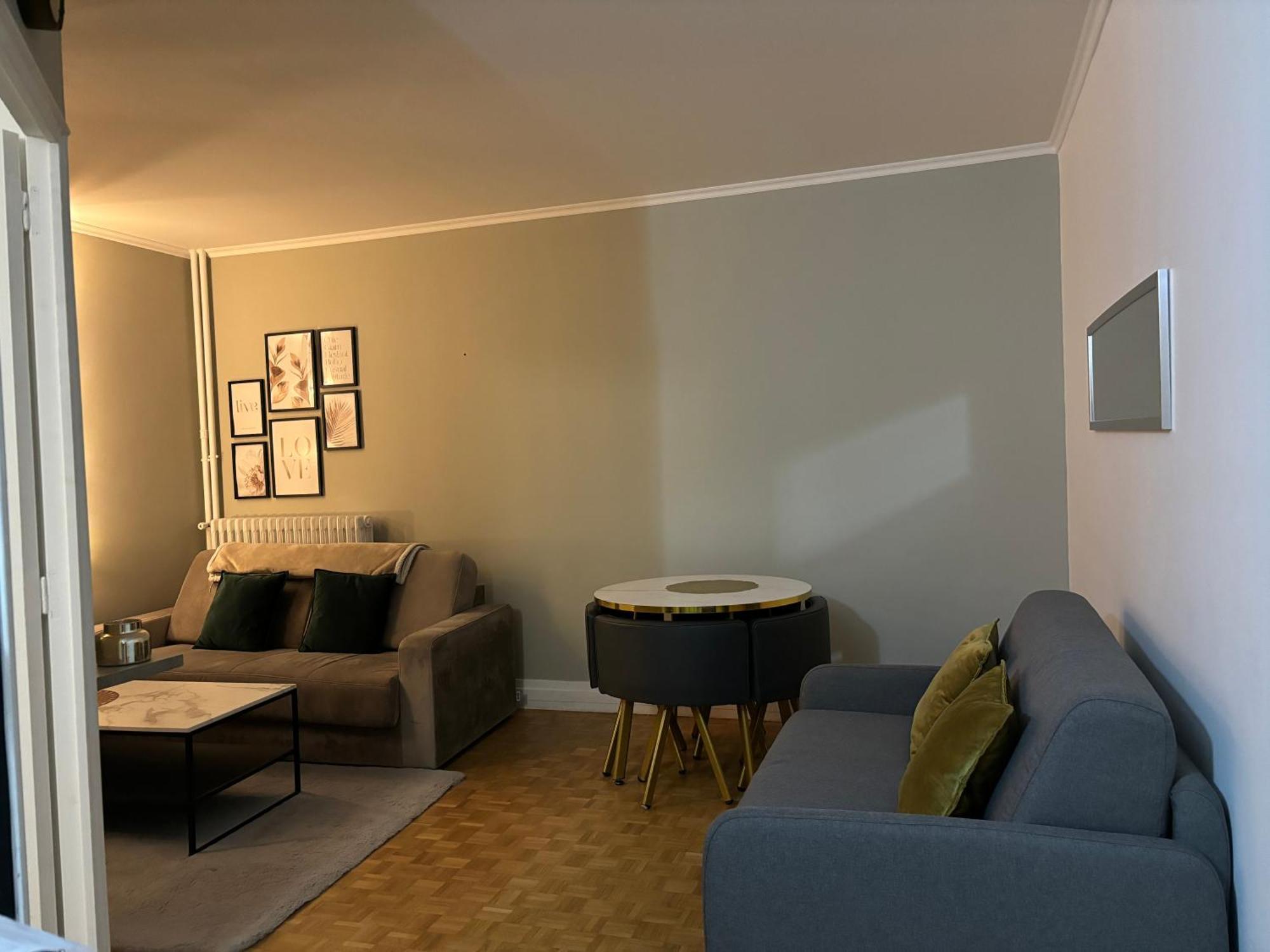 Proche Chateau De Versailles Avec Balcon Vu Sur Une Foret Et Parking Gratuit Pour 5 Personnes Maximum Eksteriør billede