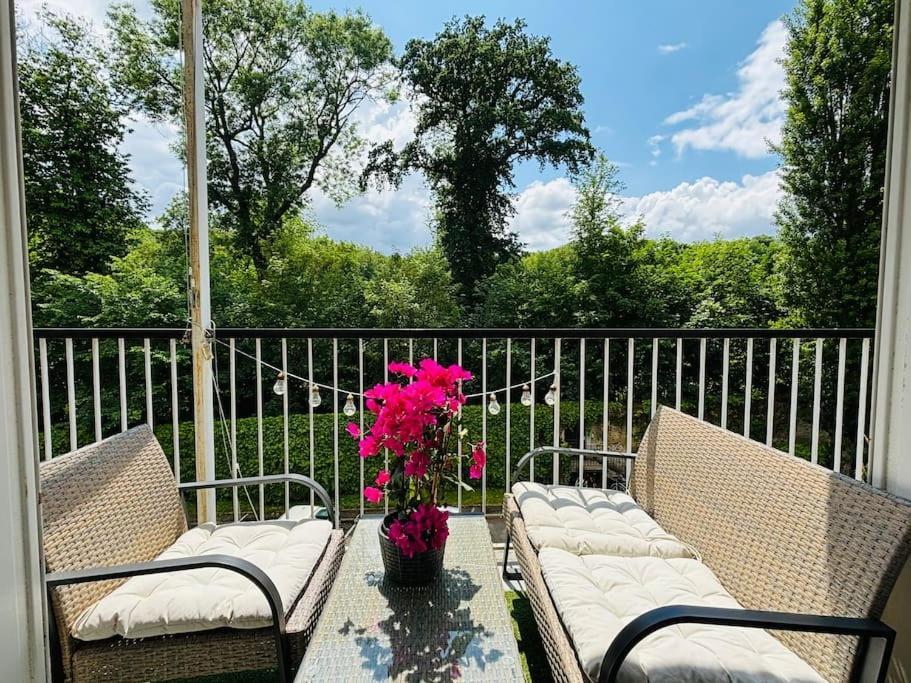 Proche Chateau De Versailles Avec Balcon Vu Sur Une Foret Et Parking Gratuit Pour 5 Personnes Maximum Eksteriør billede